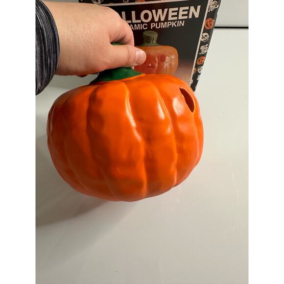 Vintage New Halloween Ceramic Pumpkin Jack O' Lantern smiley candle tealight - Picture 6 of 9